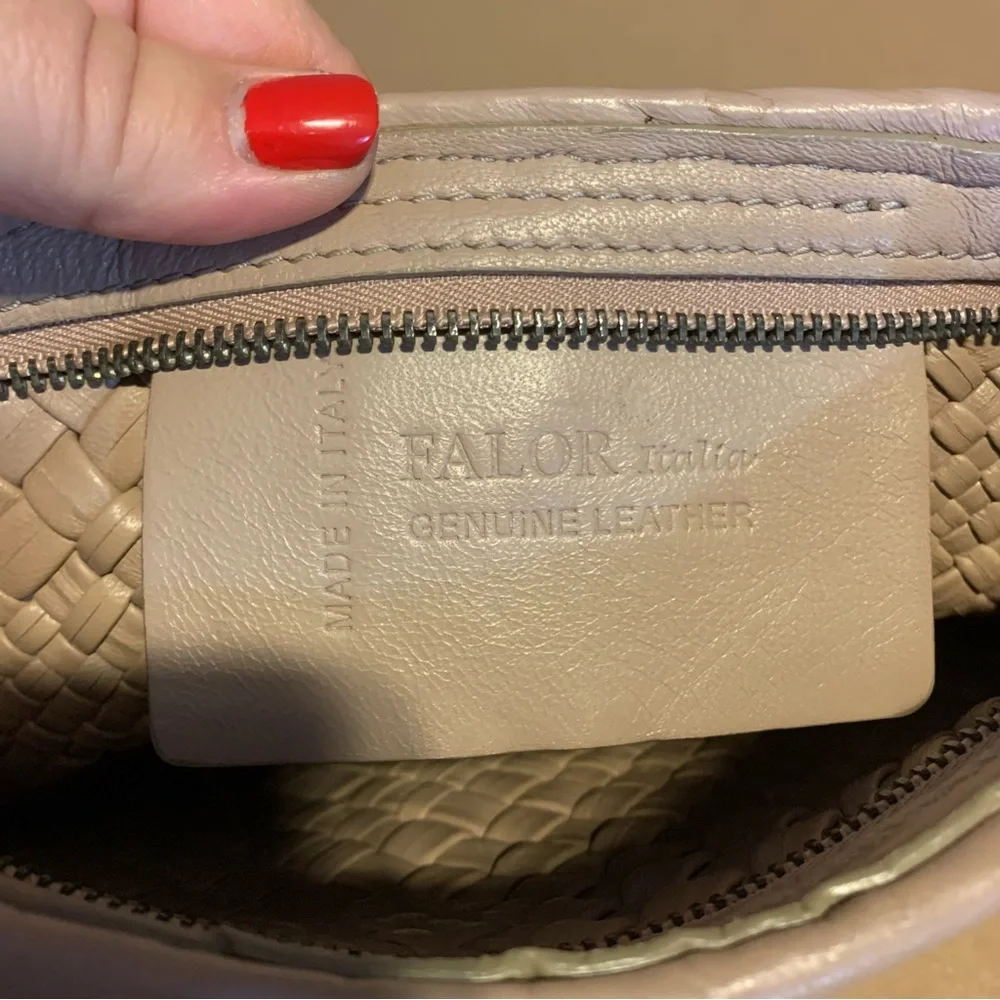 FALOR WOVEN NATURAL TAUPE LEATHER DETACHABLE CROSSBODY 